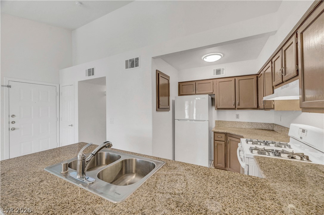 2251 Wigwam Parkway 526