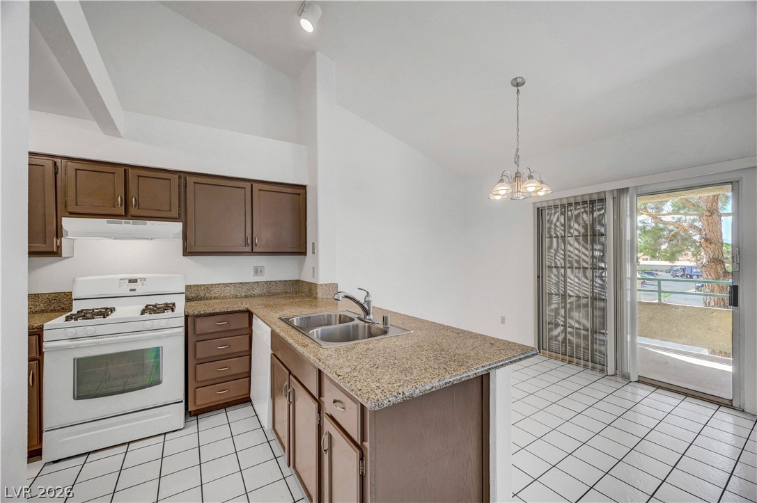 2251 Wigwam Parkway 526
