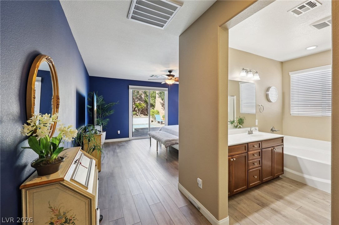 10414 Hemingway Court