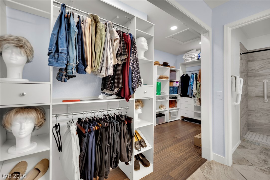 2409 Indigo Valley Street