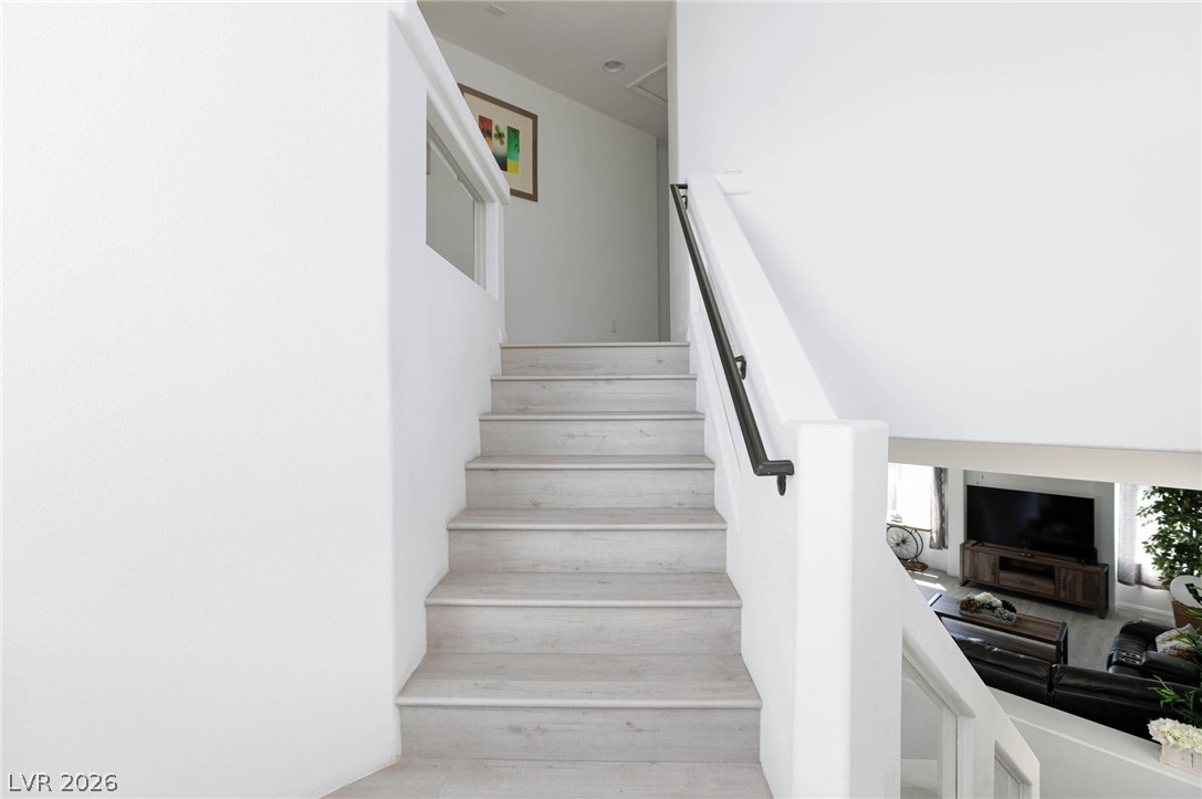 7665 Sandhaven Street