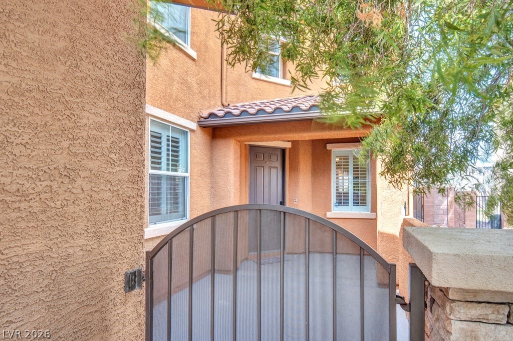 7108 Los Banderos Avenue