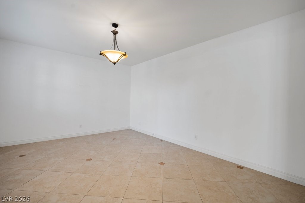 7108 Los Banderos Avenue