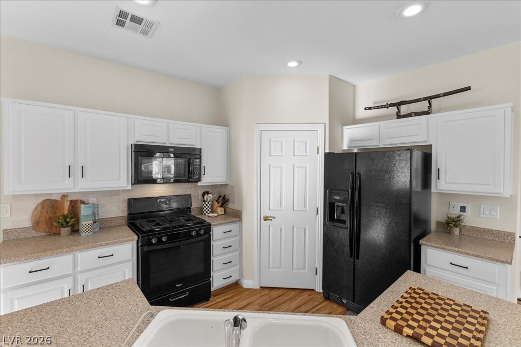 3405 Robust Robin Place 3