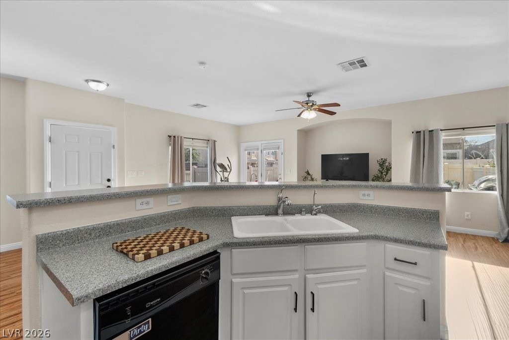 3405 Robust Robin Place 3