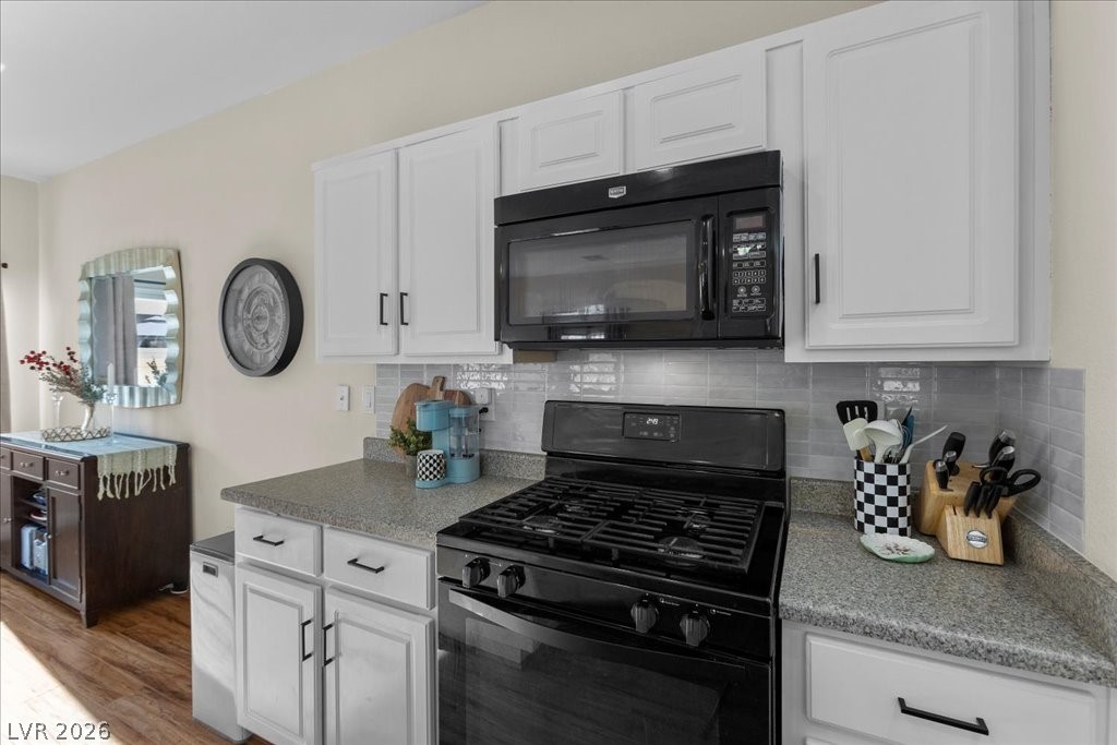 3405 Robust Robin Place 3