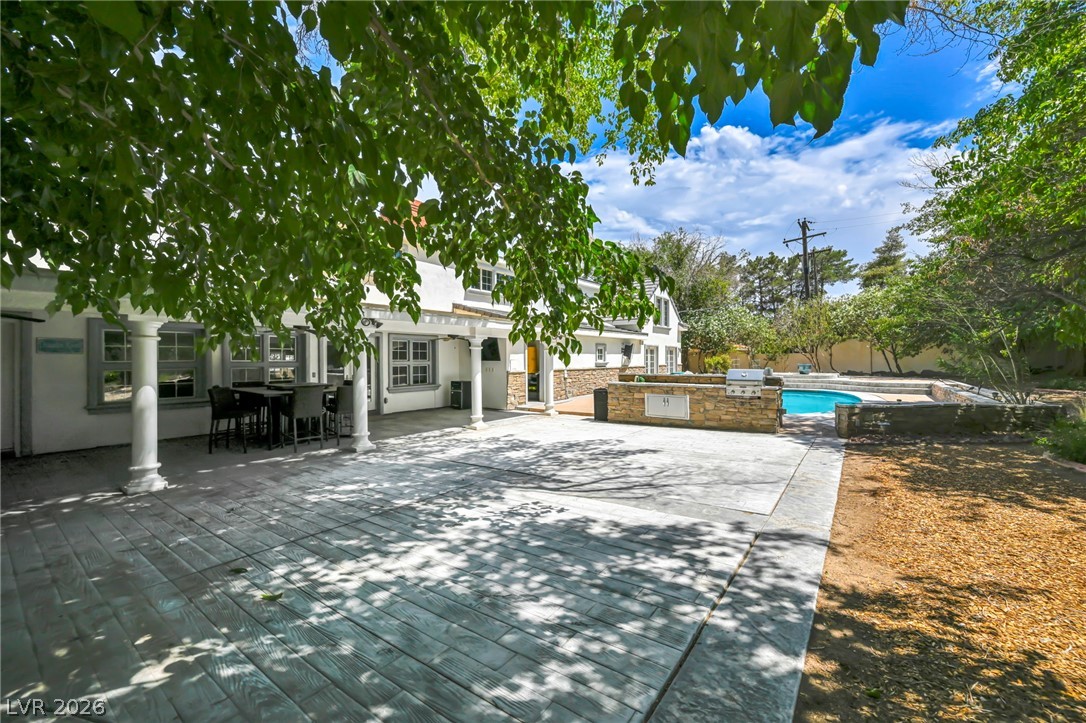 7229 Mira Vista Street