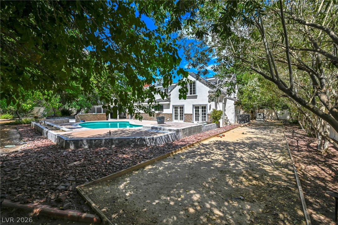7229 Mira Vista Street