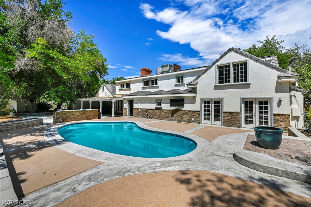 7229 Mira Vista Street
