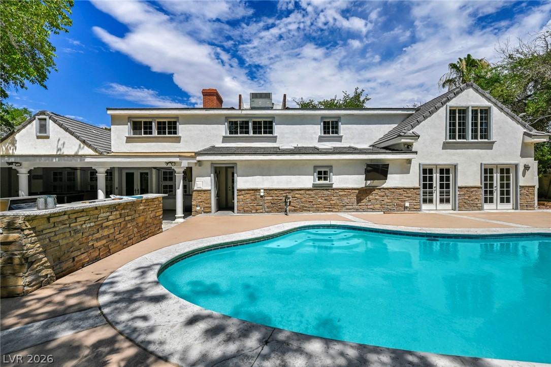 7229 Mira Vista Street