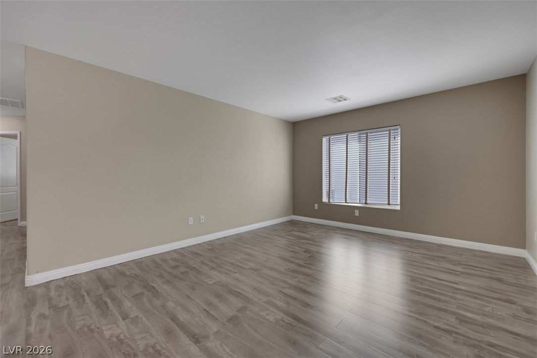 7987 Delft Blue Street