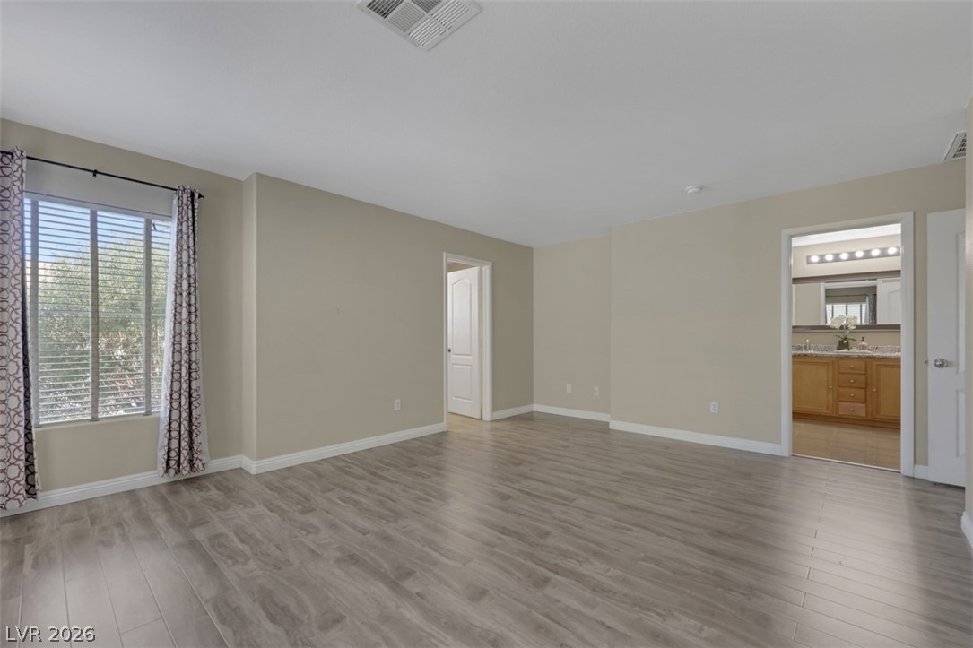 7987 Delft Blue Street