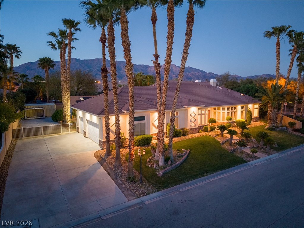 5100 Elvis Presley Court