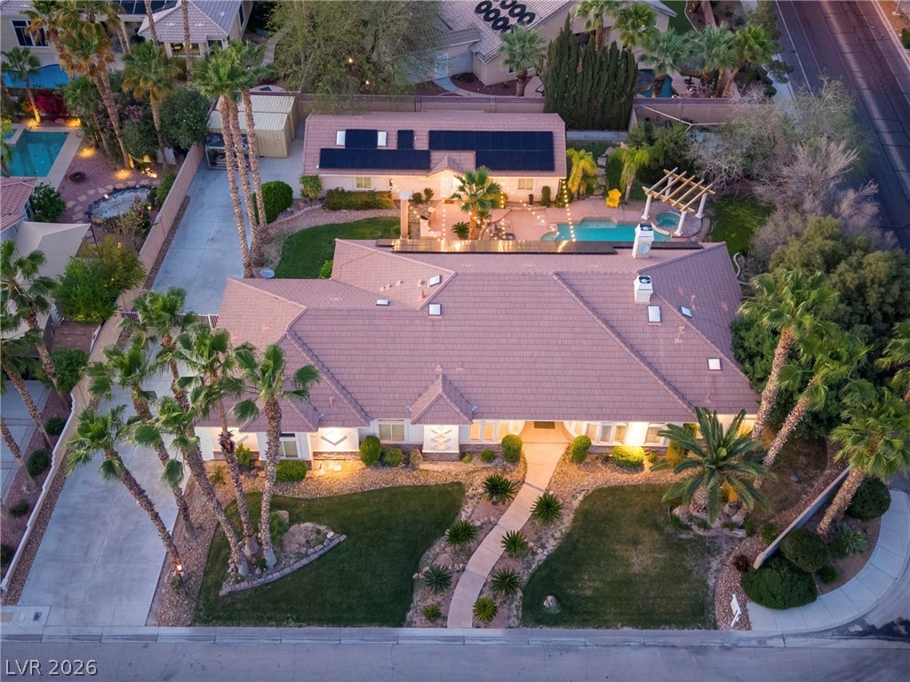 5100 Elvis Presley Court