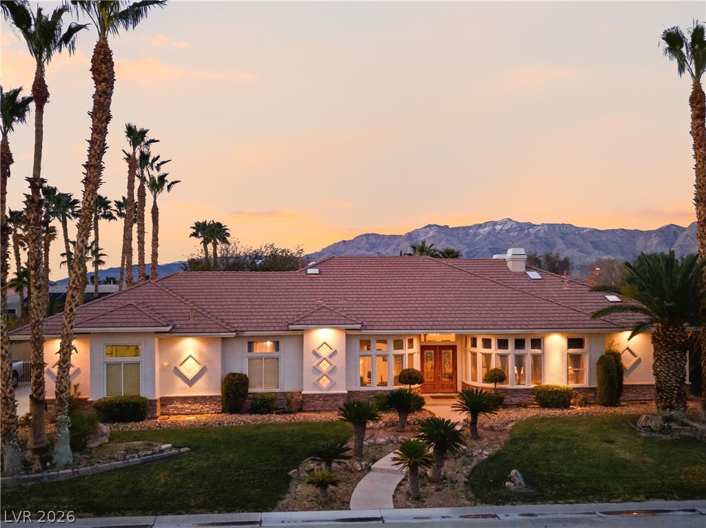 5100 Elvis Presley Court