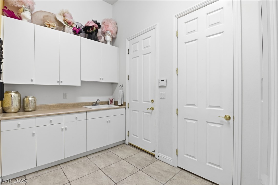 5100 Elvis Presley Court