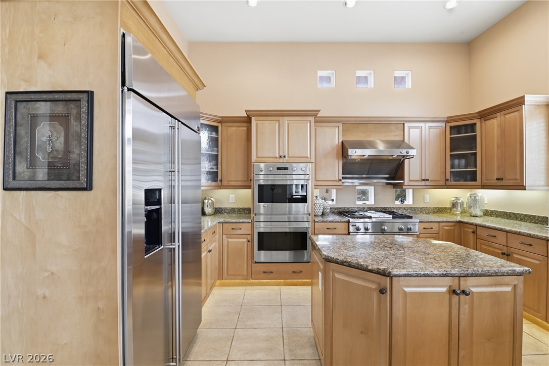 5100 Elvis Presley Court