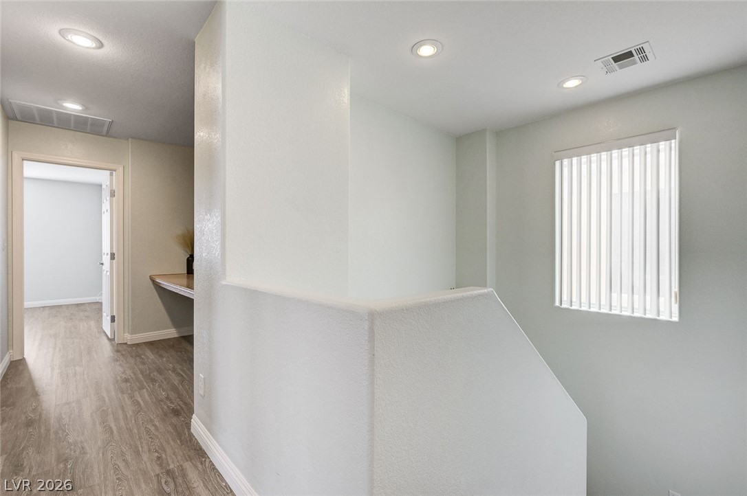 6333 Currant Lake Way