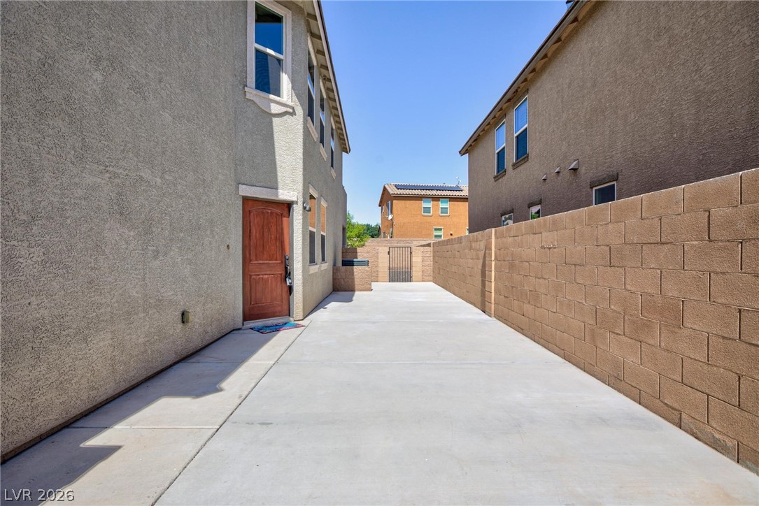 1037 Water Cove Street