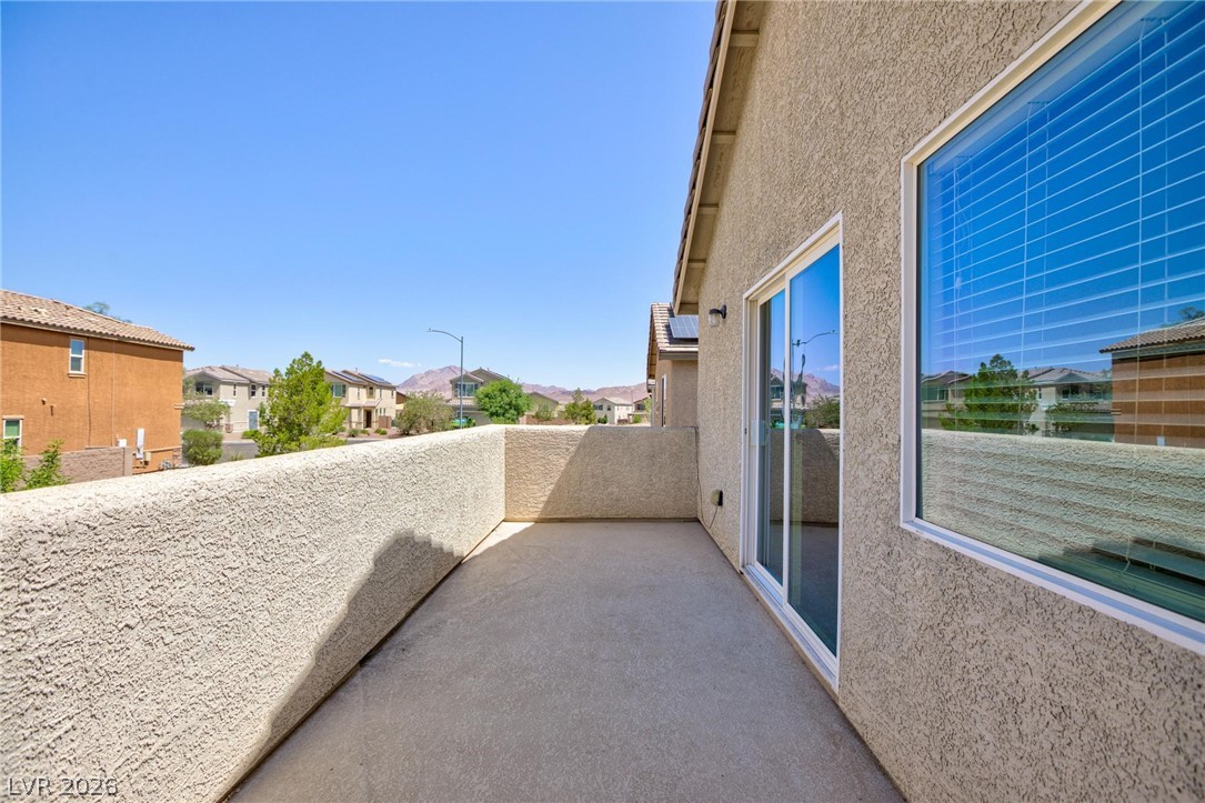 1037 Water Cove Street