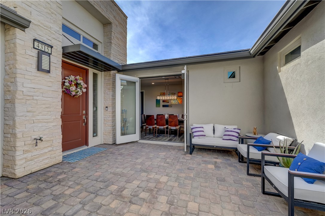 4315 Sunrise Flats Street