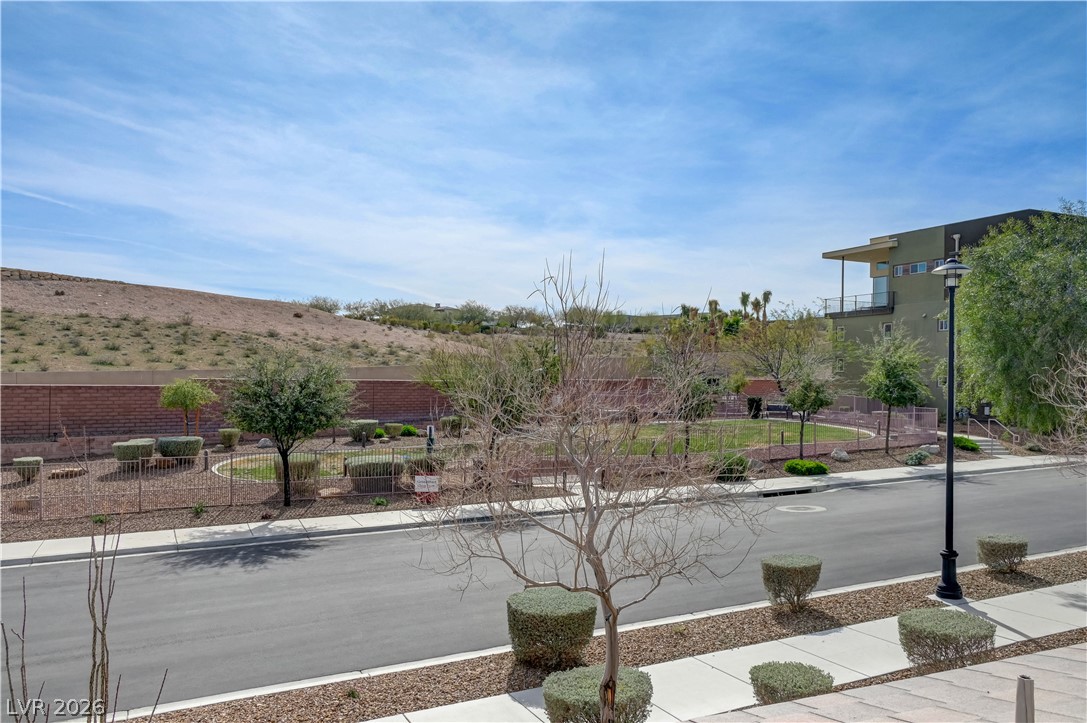 4315 Sunrise Flats Street