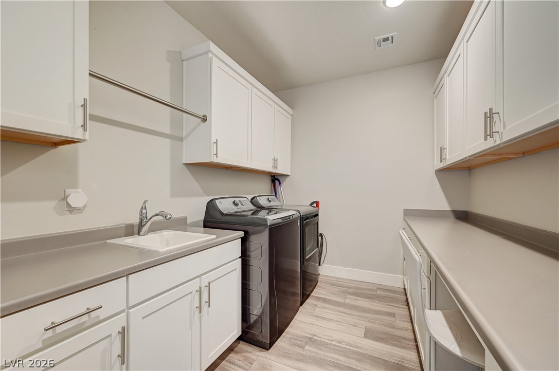 4315 Sunrise Flats Street