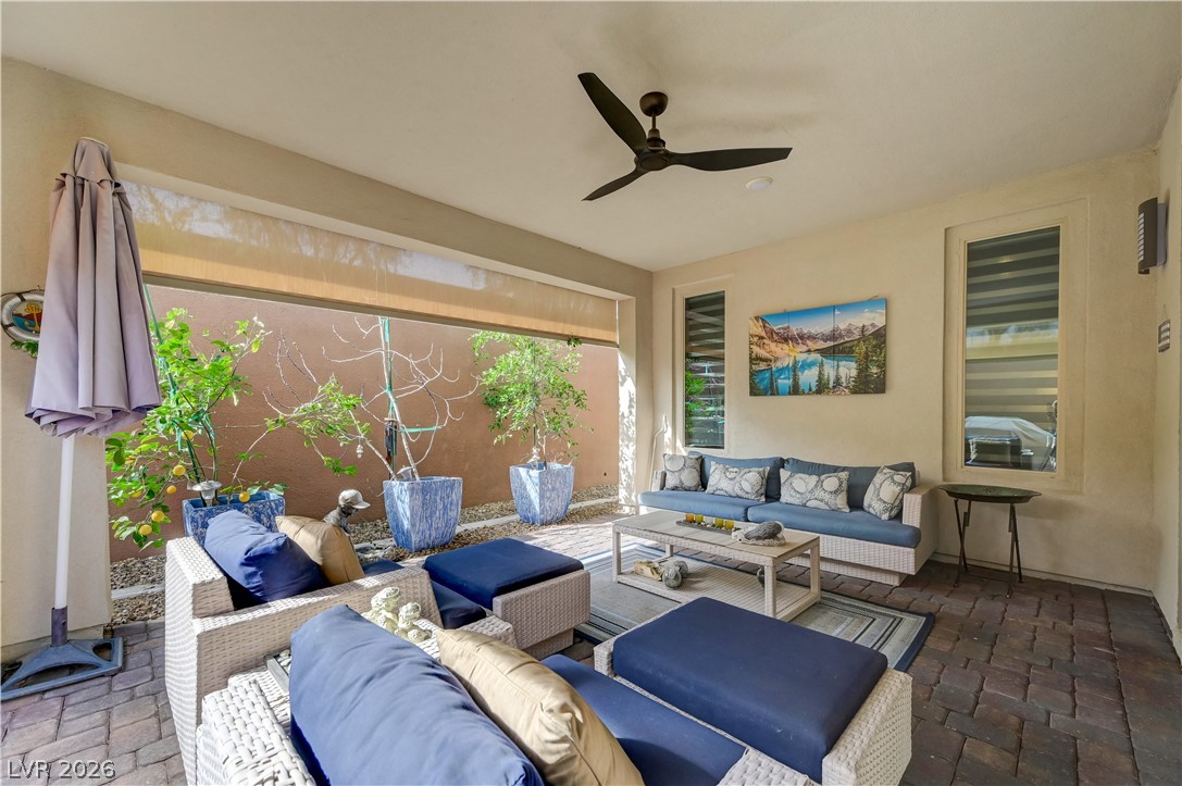 4315 Sunrise Flats Street