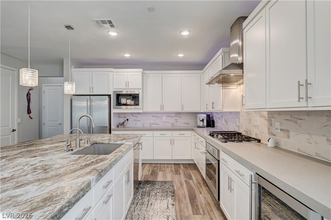 4315 Sunrise Flats Street