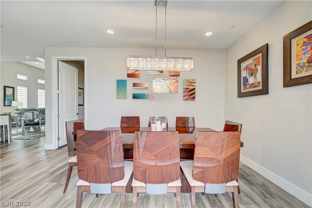 4315 Sunrise Flats Street