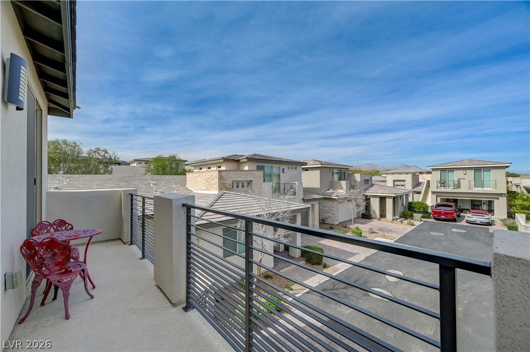 4315 Sunrise Flats Street