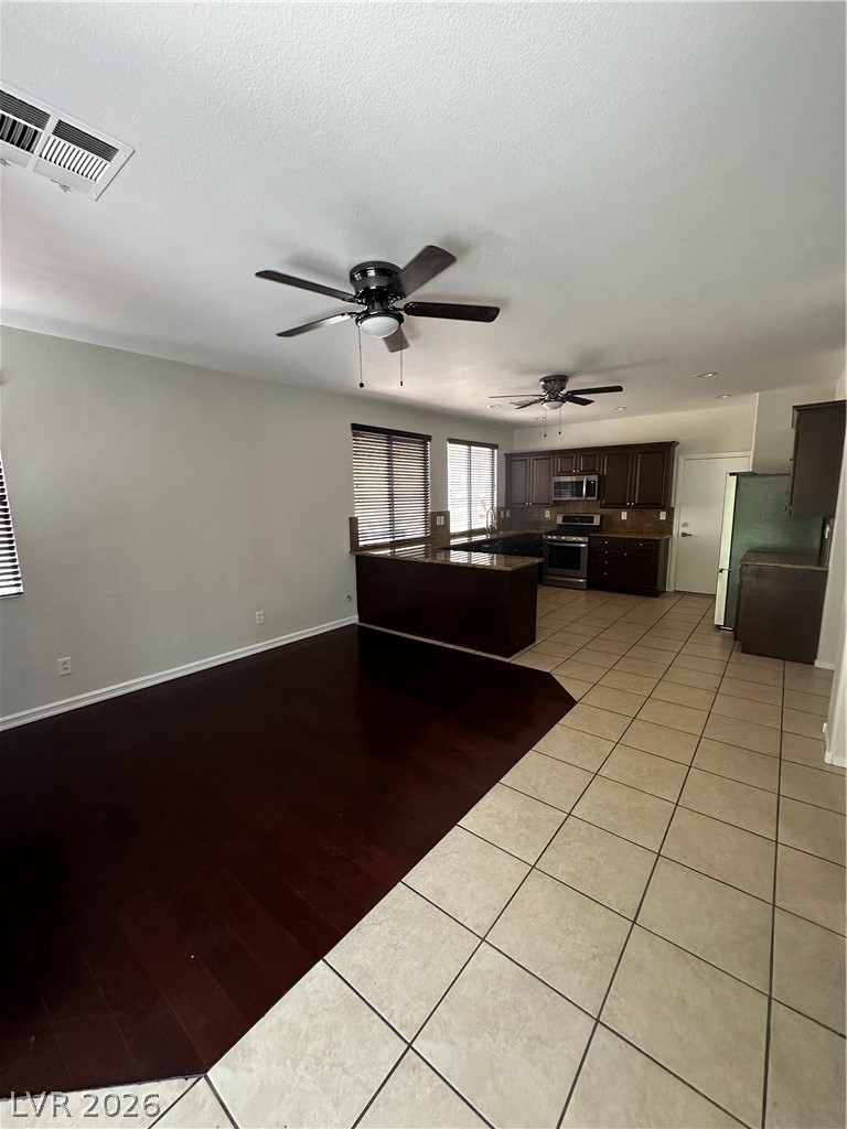 2569 Williamsburg Street