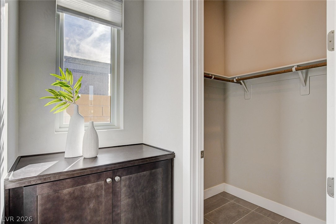 156 Tre Pietre Street