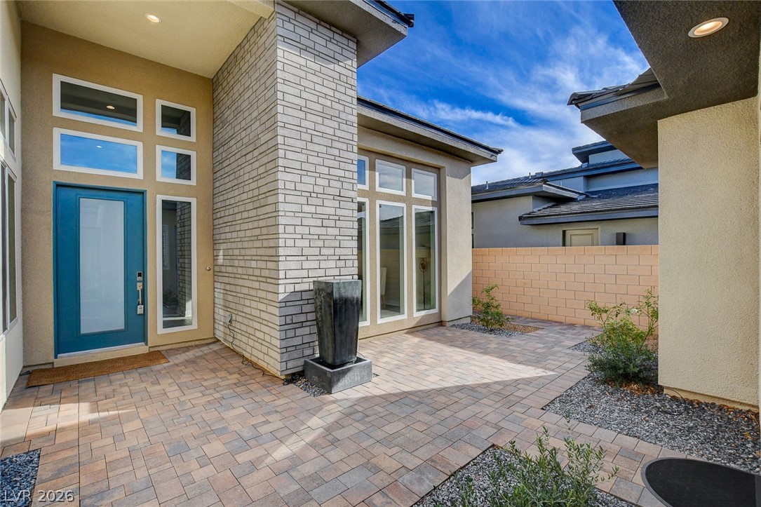 156 Tre Pietre Street