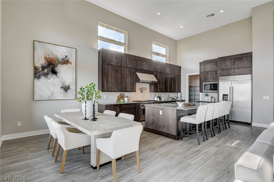 156 Tre Pietre Street