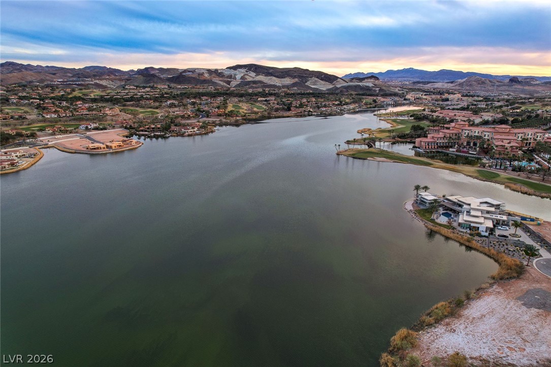 156 Tre Pietre Street