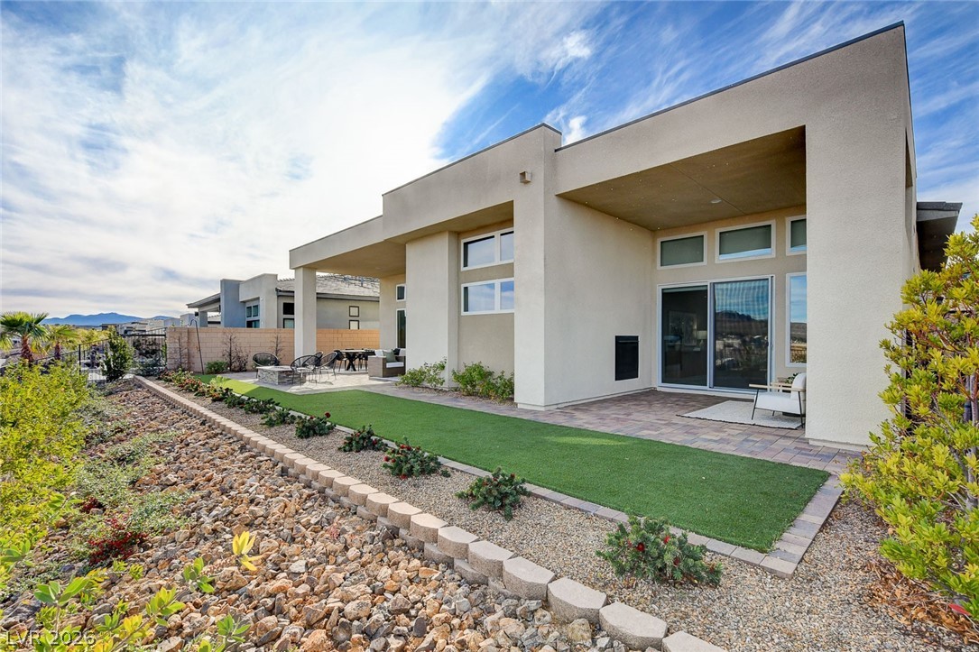 156 Tre Pietre Street