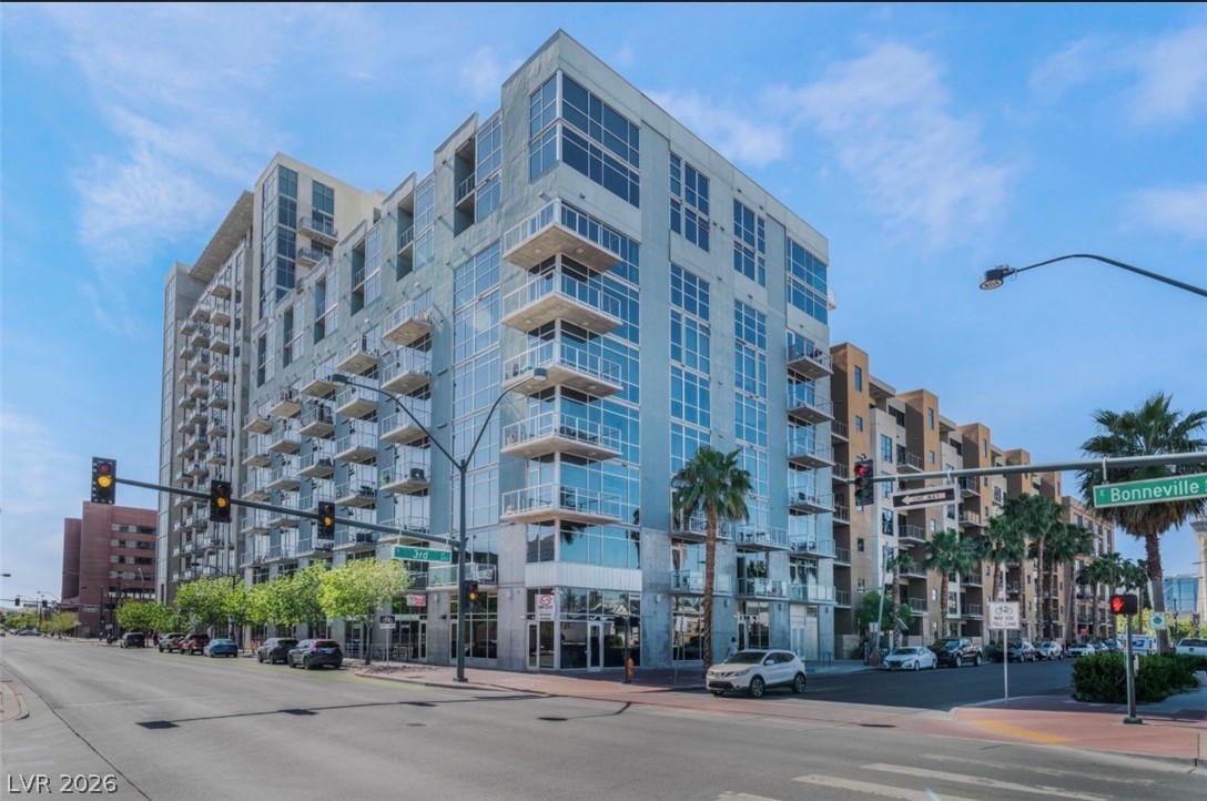 353 East Bonneville Avenue 753