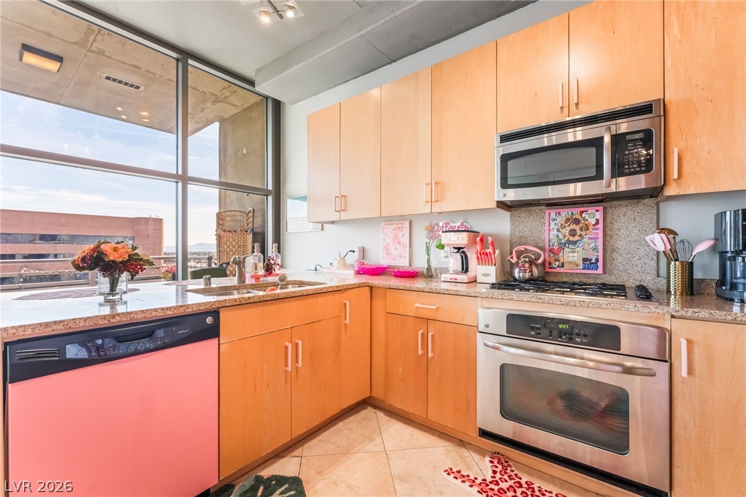 353 East Bonneville Avenue 753