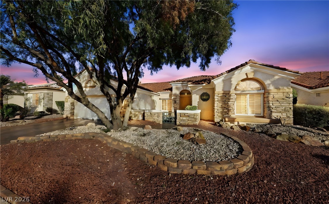 2108 Hot Oak Ridge Street