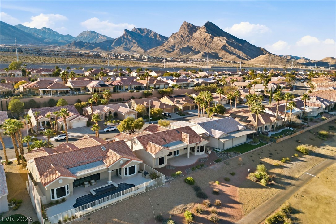 2108 Hot Oak Ridge Street