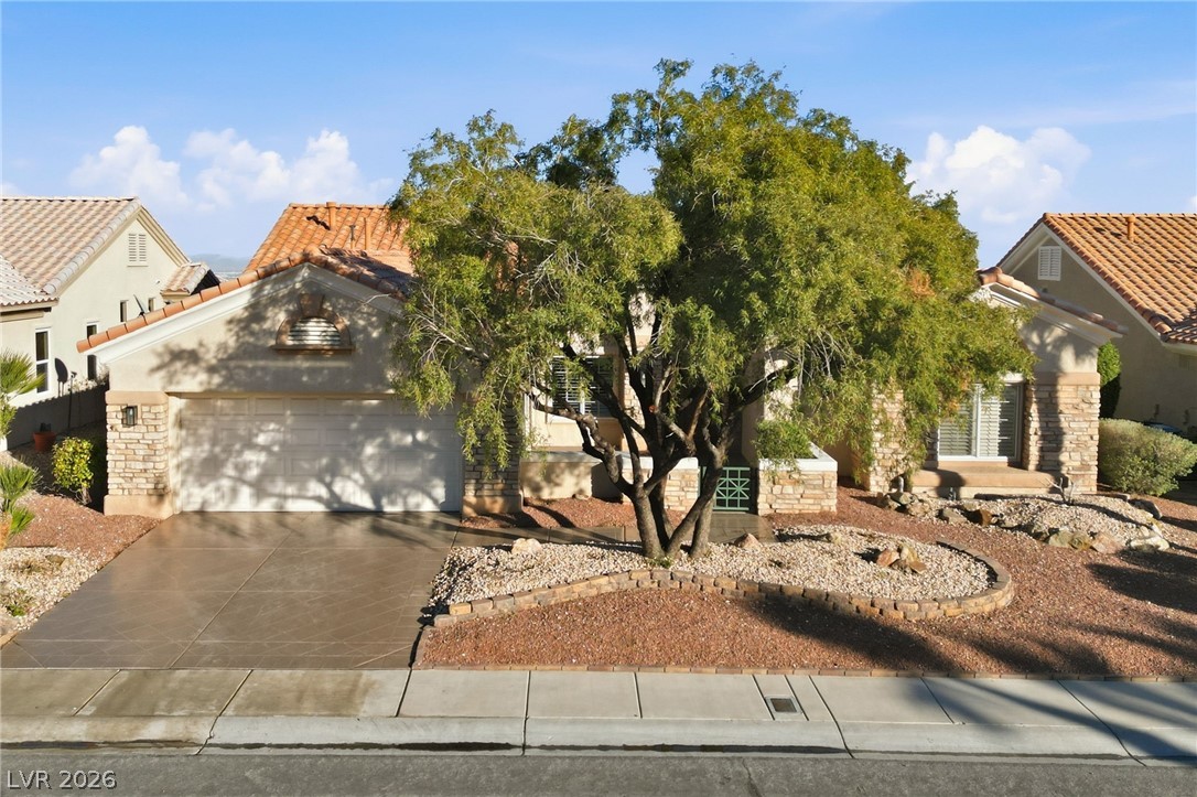 2108 Hot Oak Ridge Street