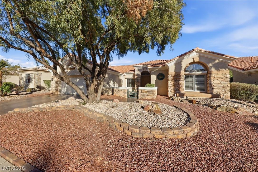 2108 Hot Oak Ridge Street