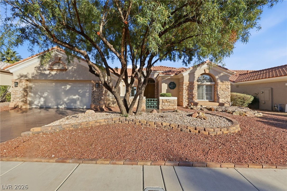 2108 Hot Oak Ridge Street