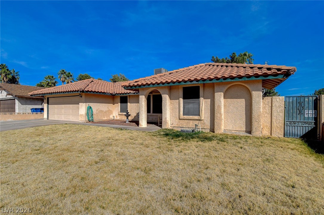 2215 Heavenly View Drive