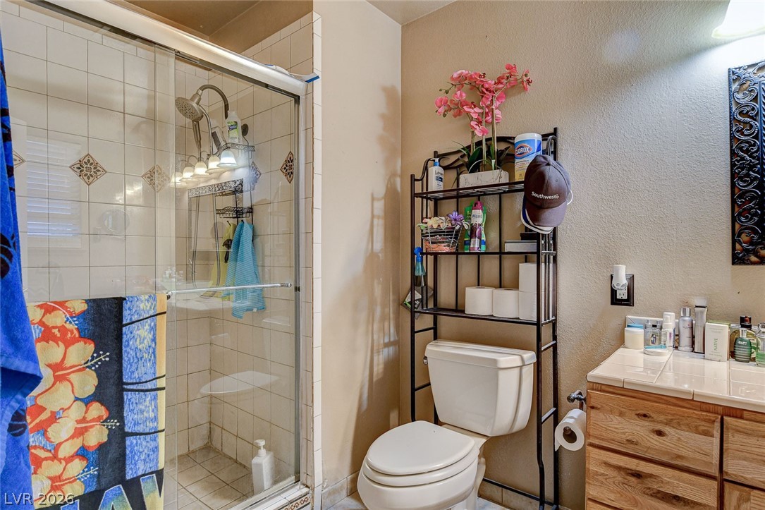 2215 Heavenly View Drive