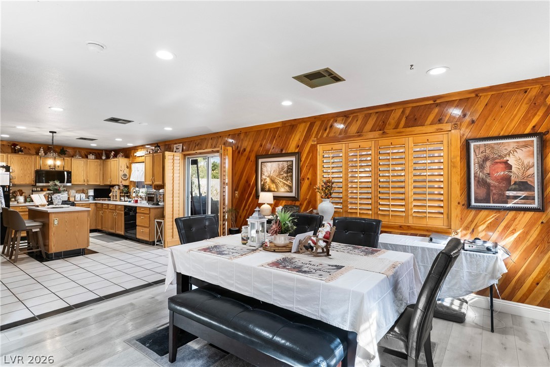 6228 Autumn Creek Drive