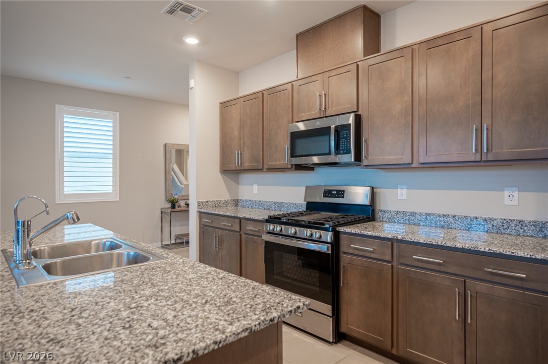 10848 Power Hike Avenue