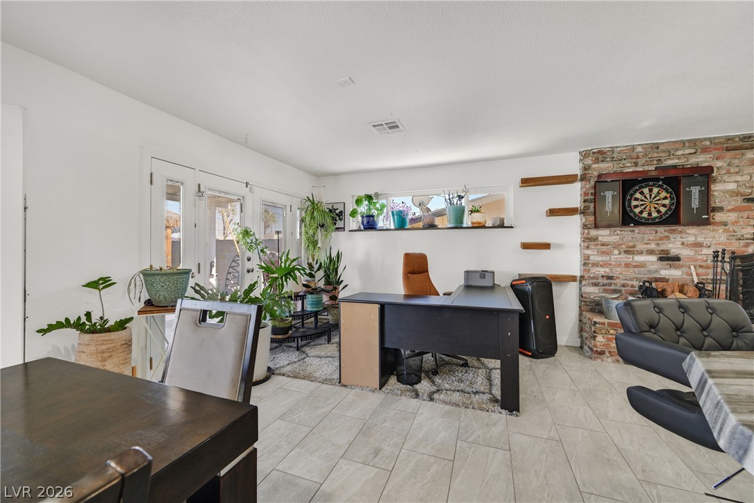 3972 Acapulco Avenue