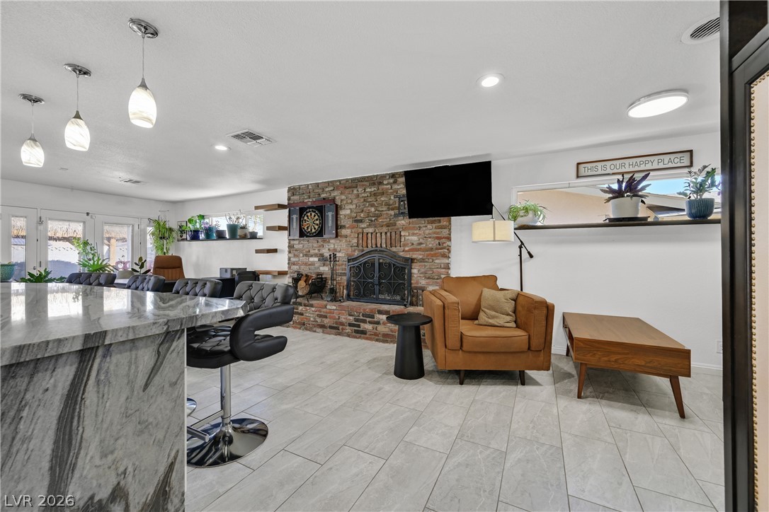 3972 Acapulco Avenue